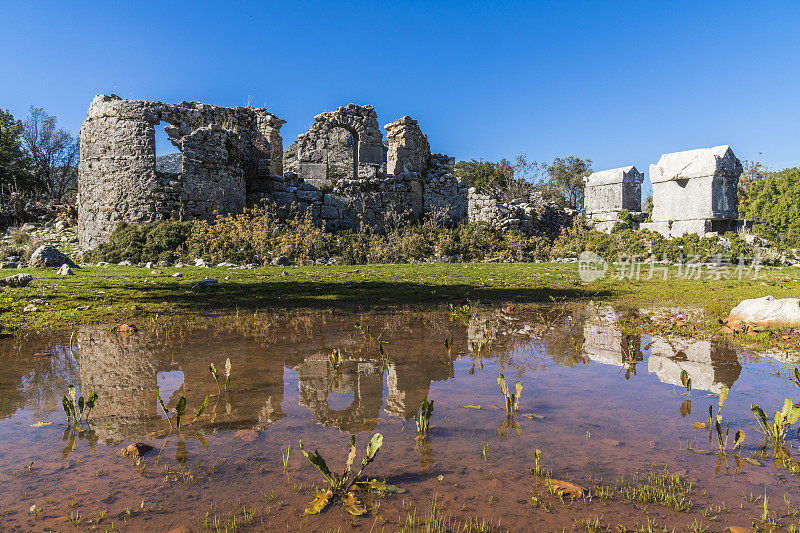 来自Dodurga村的Sidyma古城。Fethiye, Mugla，土耳其。